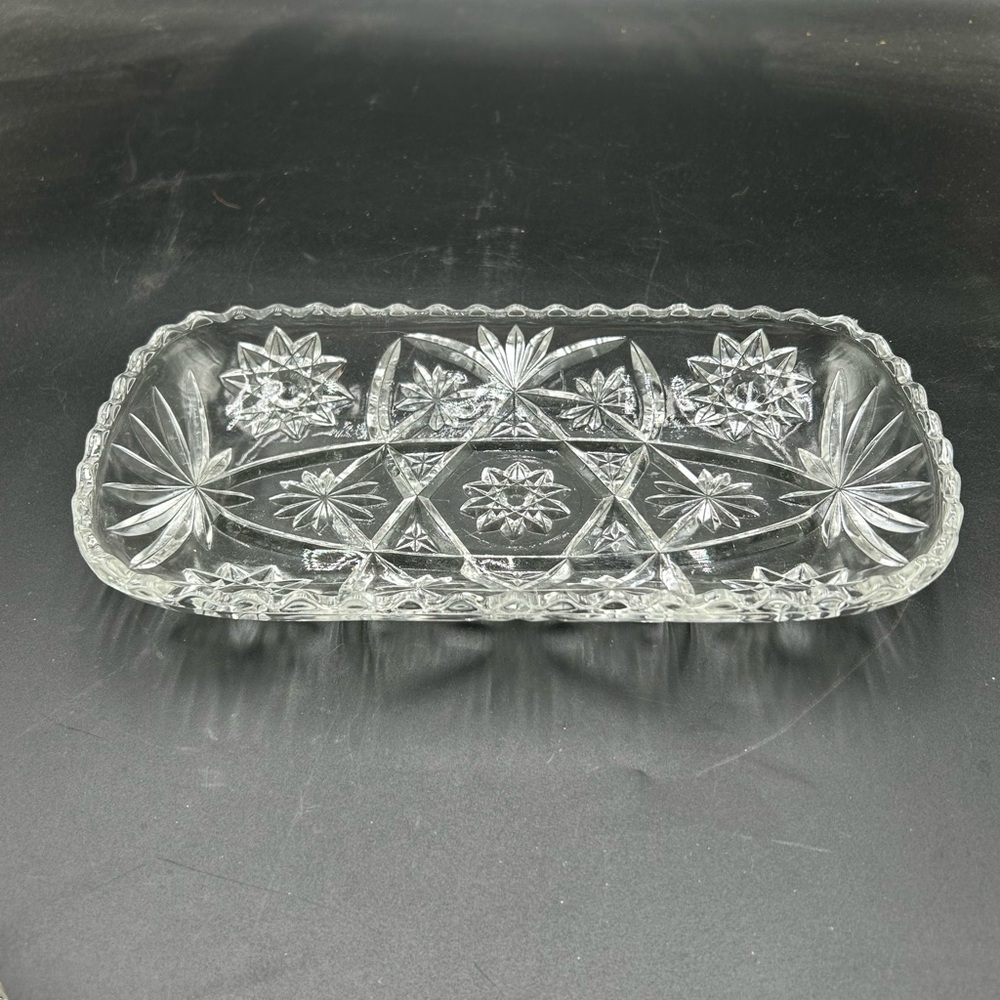 Anchor hocking prescut Elegant Clear Glass Bath Tray or relish tray